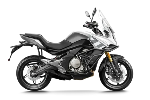CF Moto 650 MT