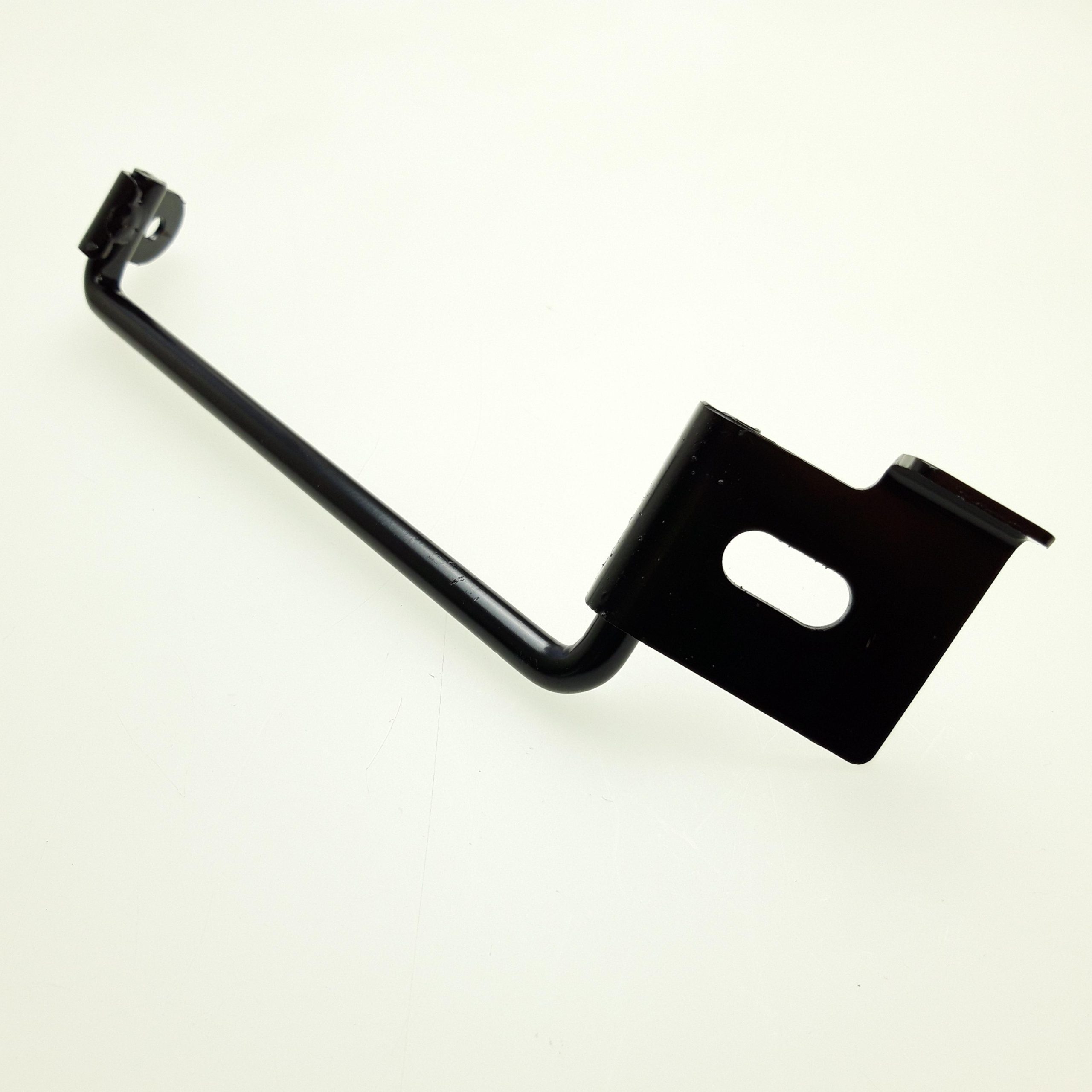 BRACKET, BUMPER, REAR, RH - obrazek 1