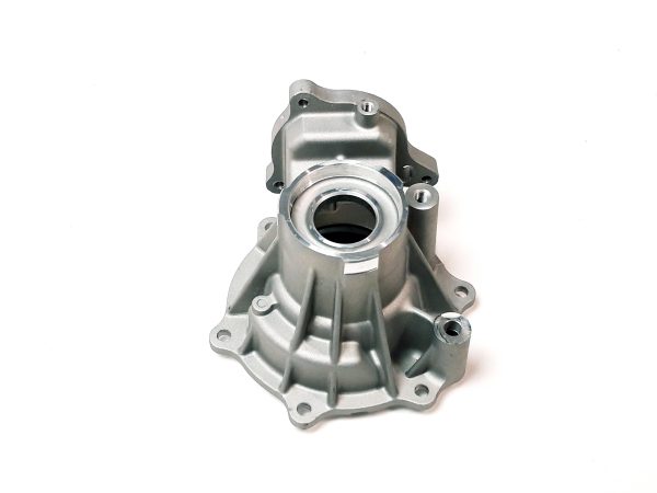 FRONT AXLE GEAR BOX COVER