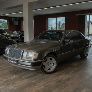 Mercedes-Benz 300 CE Coupe