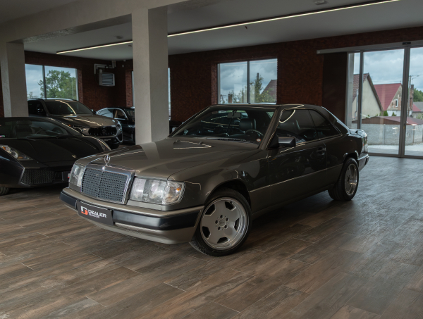 Mercedes-Benz 300 CE Coupe