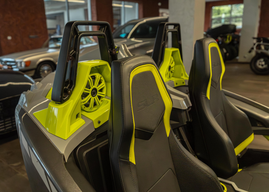 Polaris Slingshot SLR