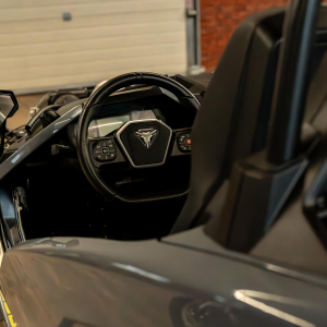 Polaris Slingshot SL - obrazek 12