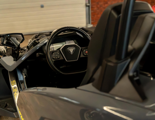 Polaris Slingshot SL