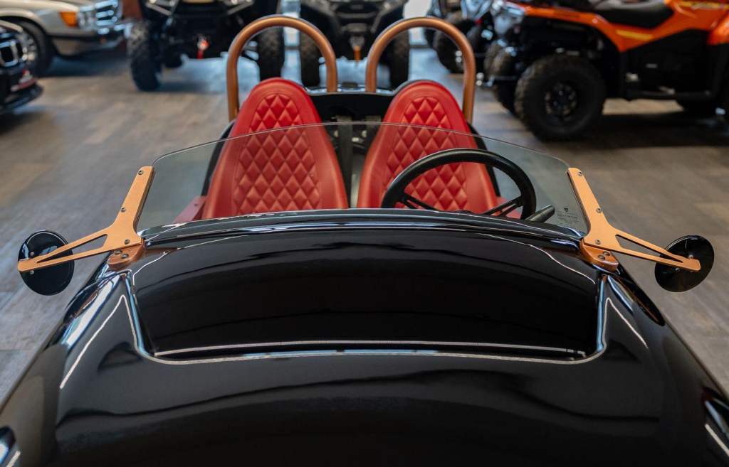 Vanderhall Venice Blackjack
