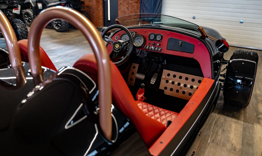 Vanderhall Venice Blackjack