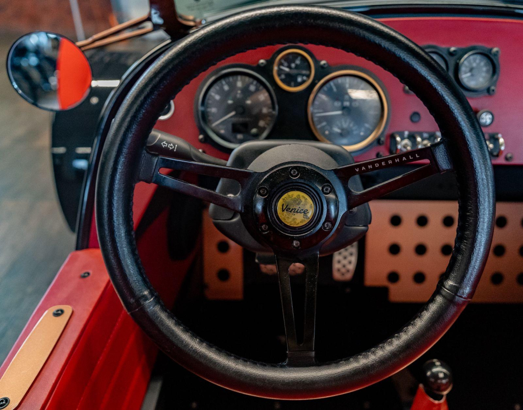Vanderhall Venice Blackjack