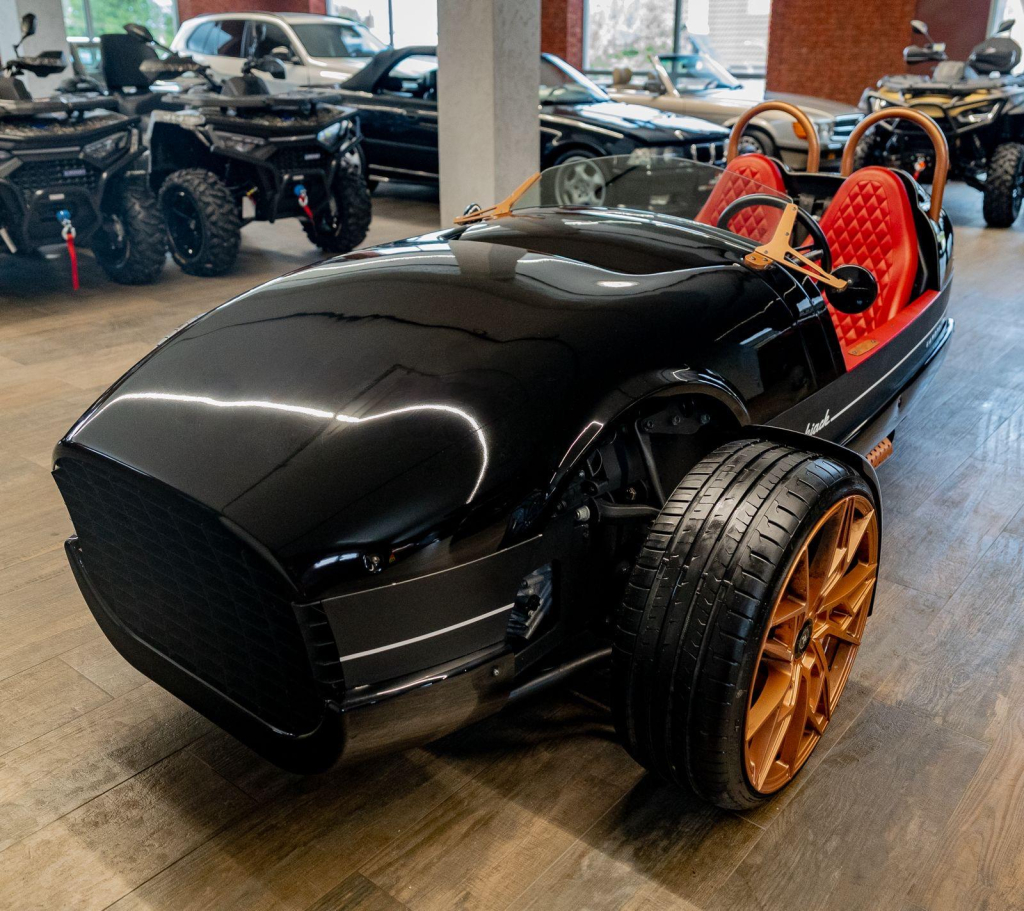 Vanderhall Venice Blackjack