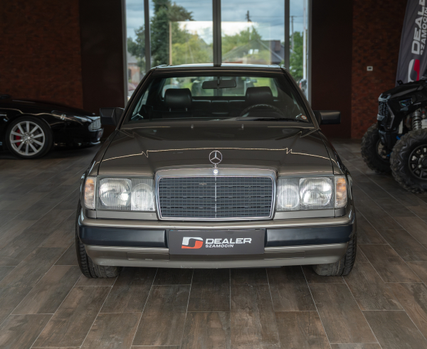 Mercedes-Benz 300 CE Coupe