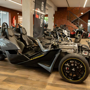 Polaris Slingshot SL - obrazek 4