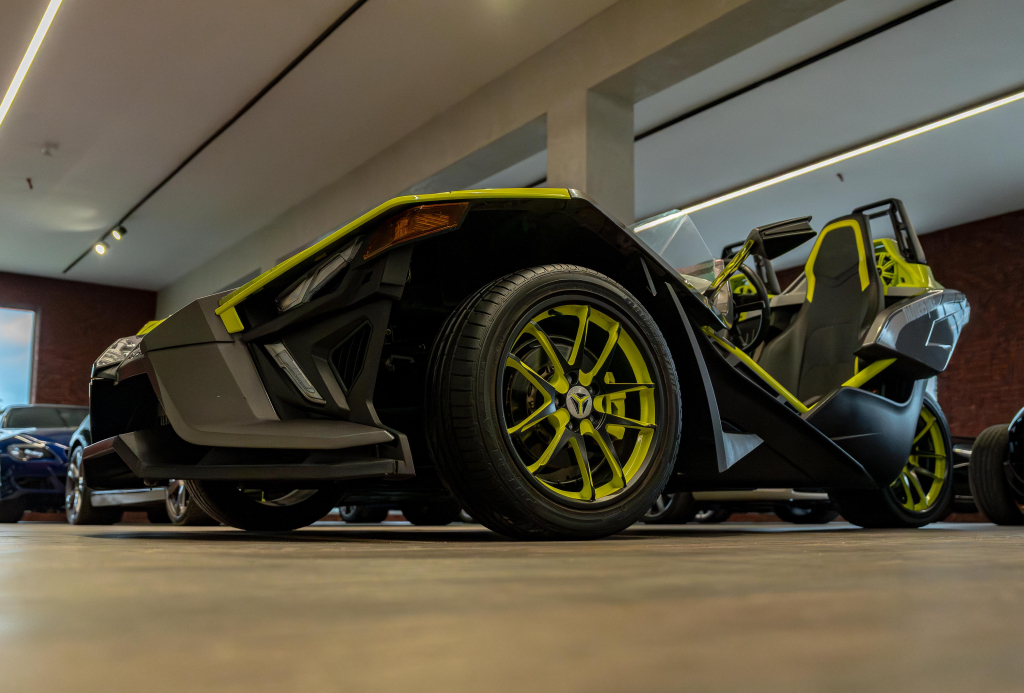 Polaris Slingshot SLR
