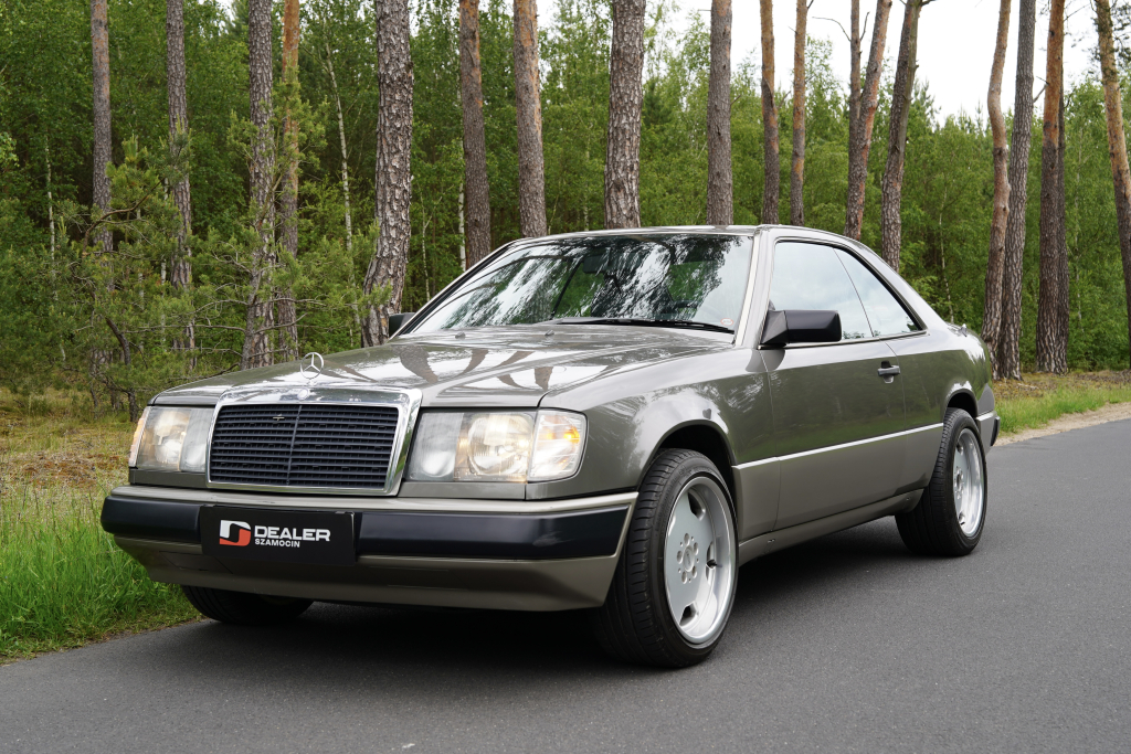Mercedes-Benz 300 CE Coupe
