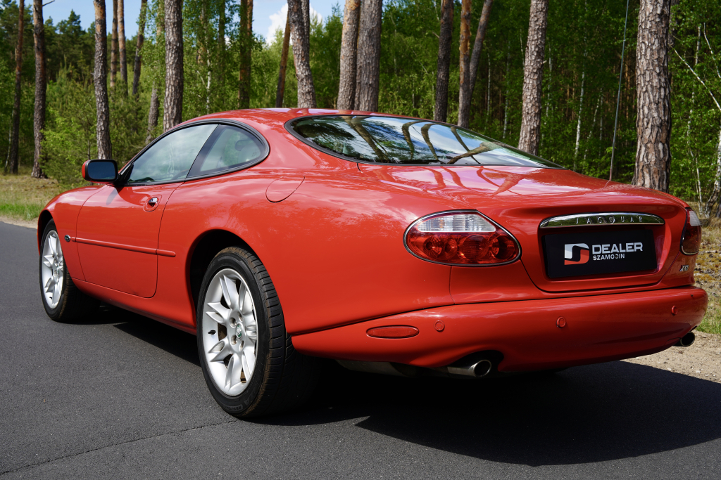 Jaguar XK8 4.0 V8 290 KM | 2001 r.