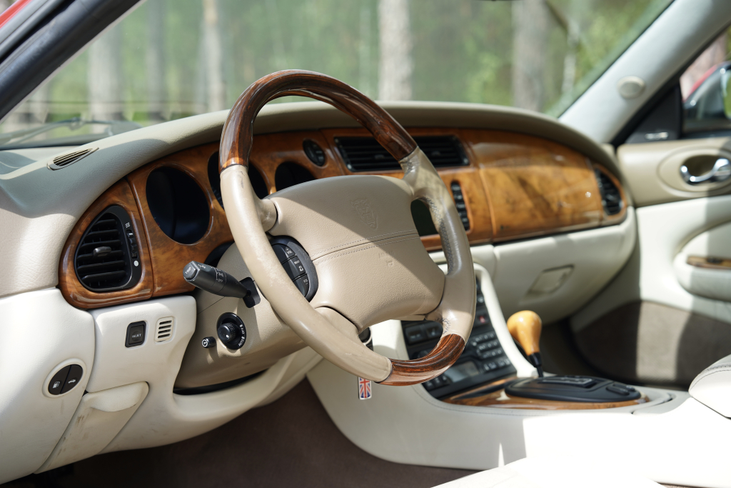 Jaguar XK8 4.0 V8 290 KM | 2001 r.