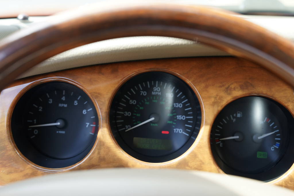 Jaguar XK8 4.0 V8 290 KM | 2001 r.
