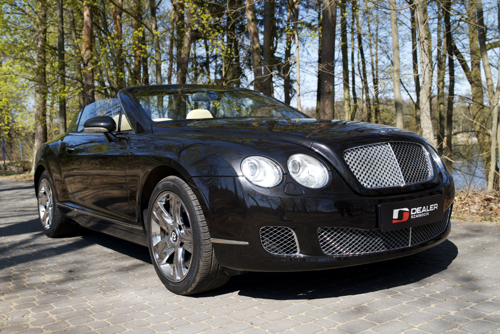 BENTLEY CONTINENTAL GTC 6.0 W12 AWD