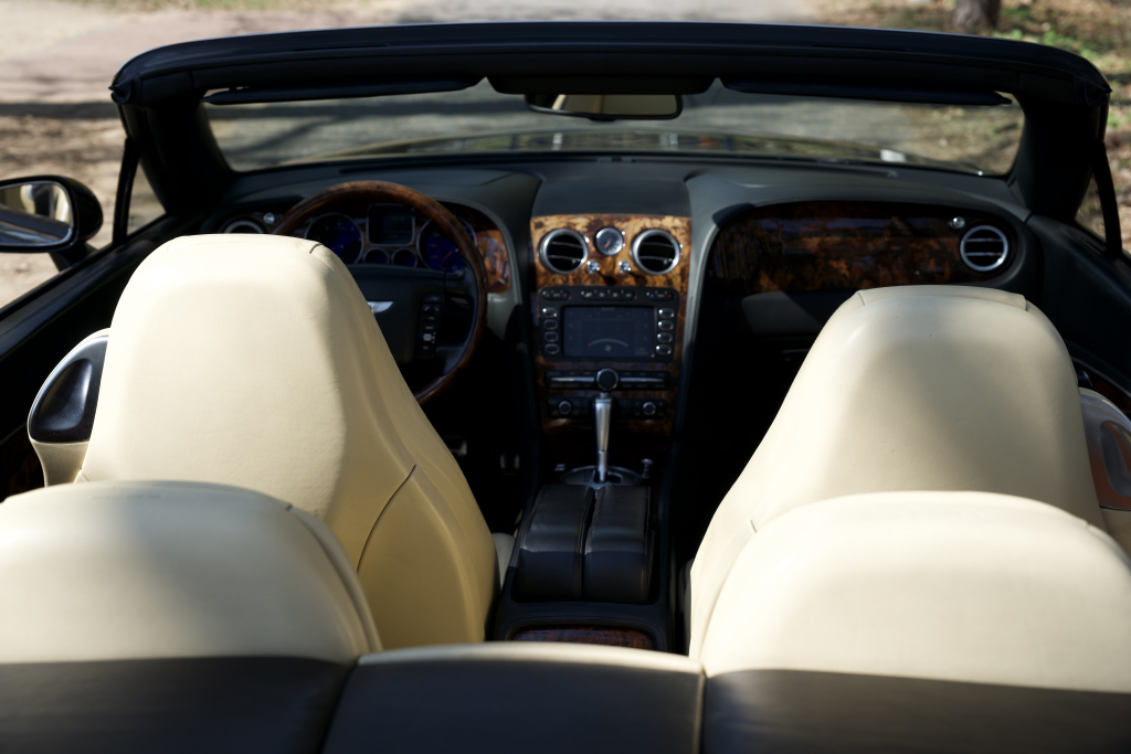 BENTLEY CONTINENTAL GTC 6.0 W12 AWD