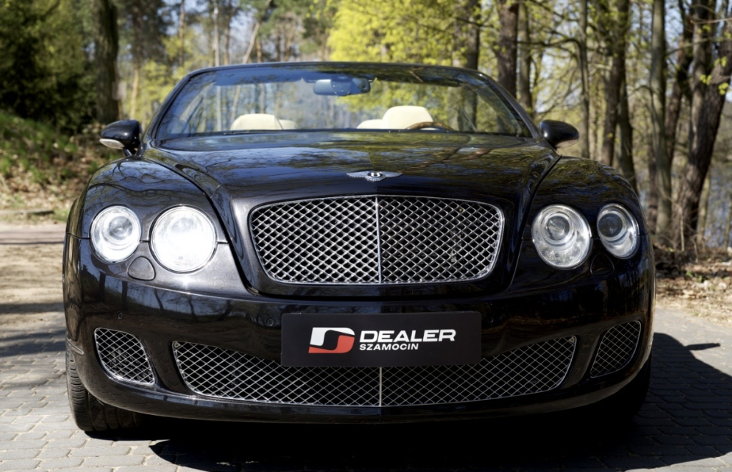 BENTLEY CONTINENTAL GTC 6.0 W12 AWD