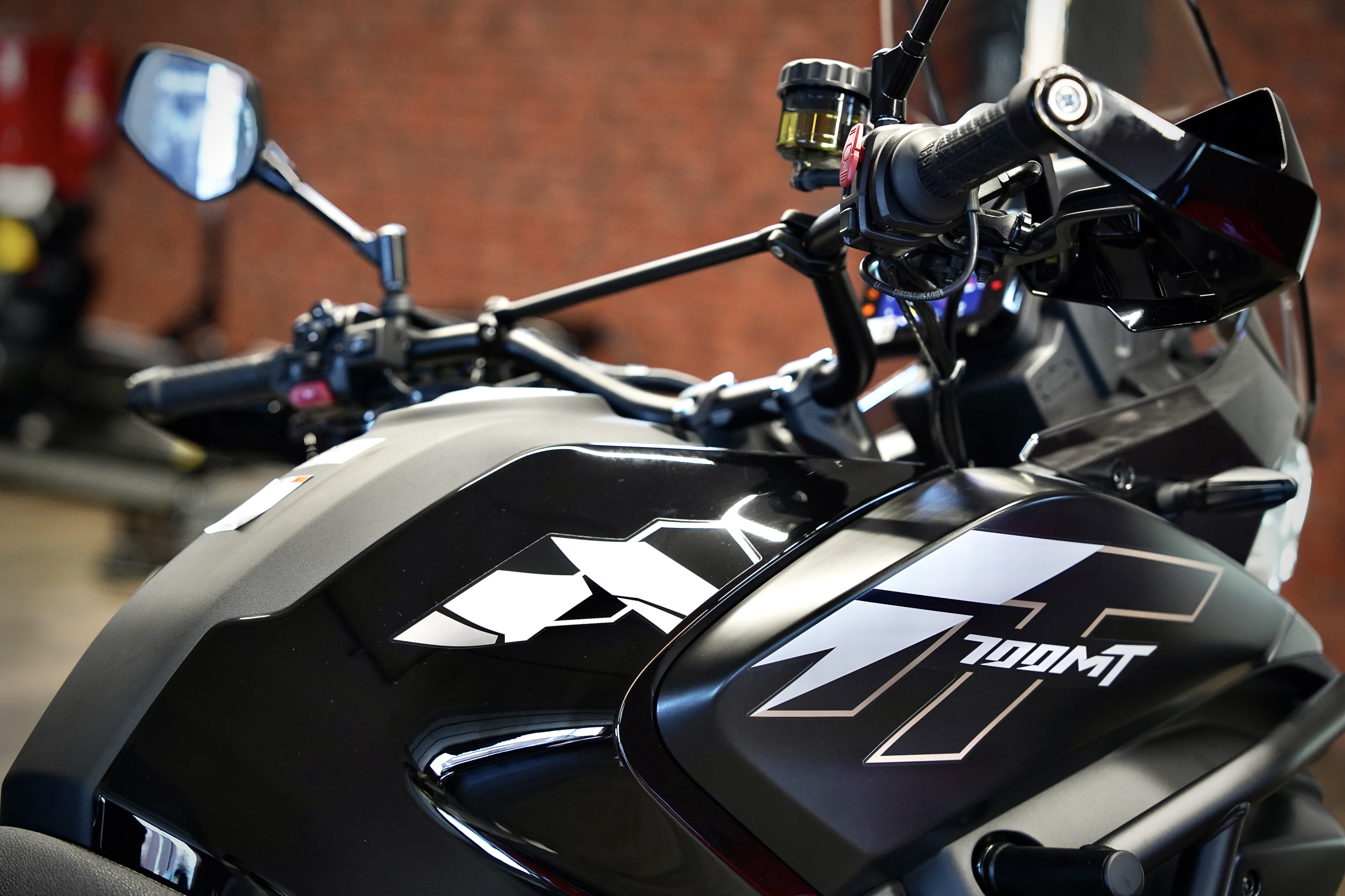 CFMOTO 700 MT - obrazek 9