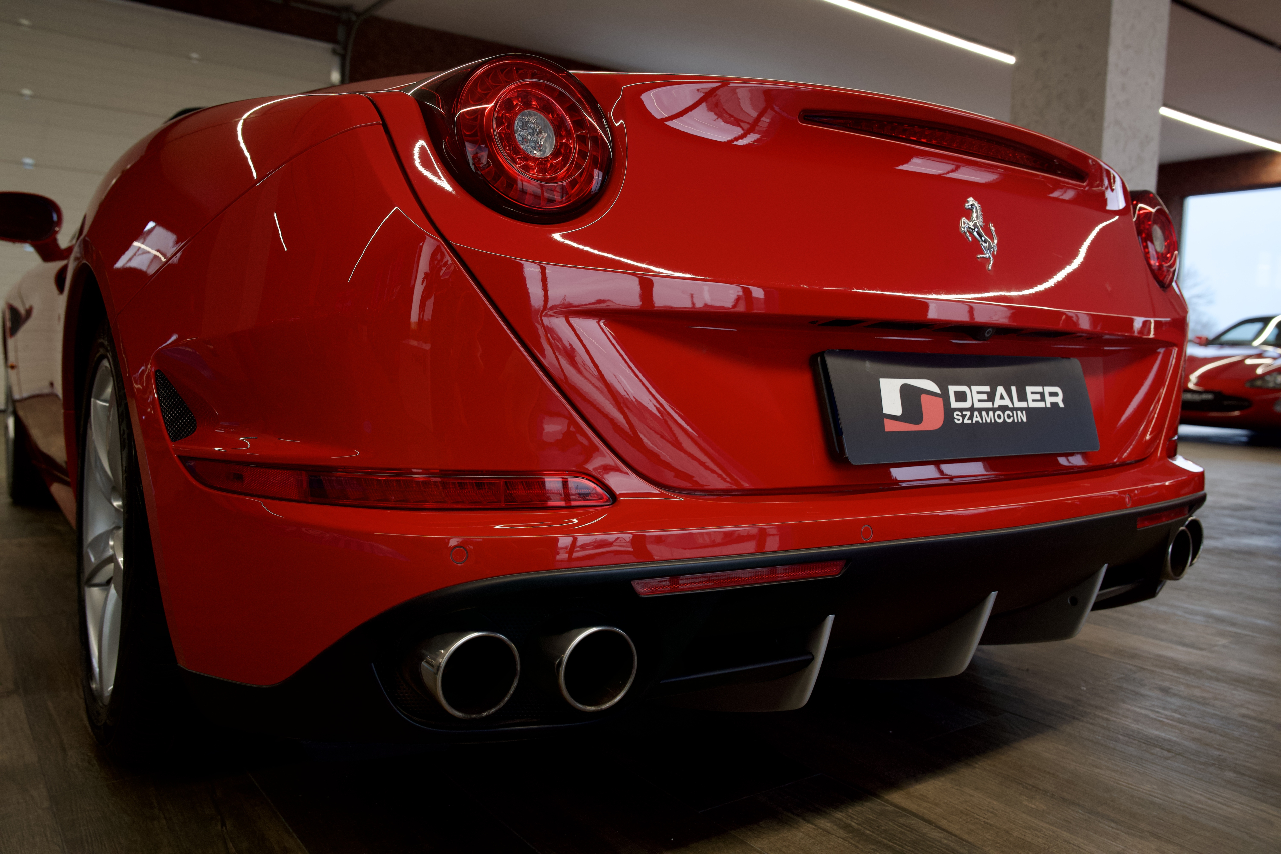 FERRARI CALIFORNIA T 2015 - obrazek 9