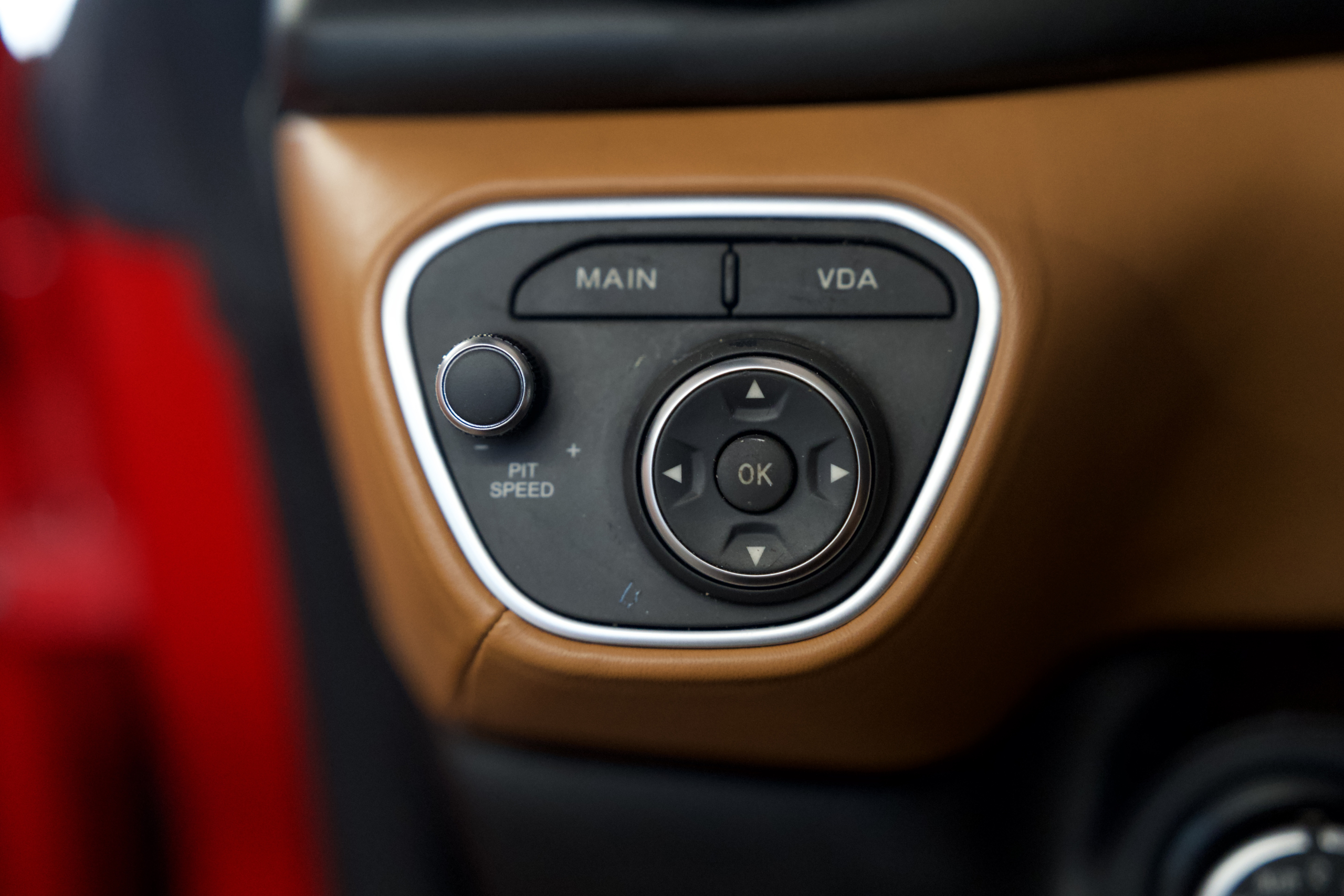 FERRARI CALIFORNIA T 2015 - obrazek 28