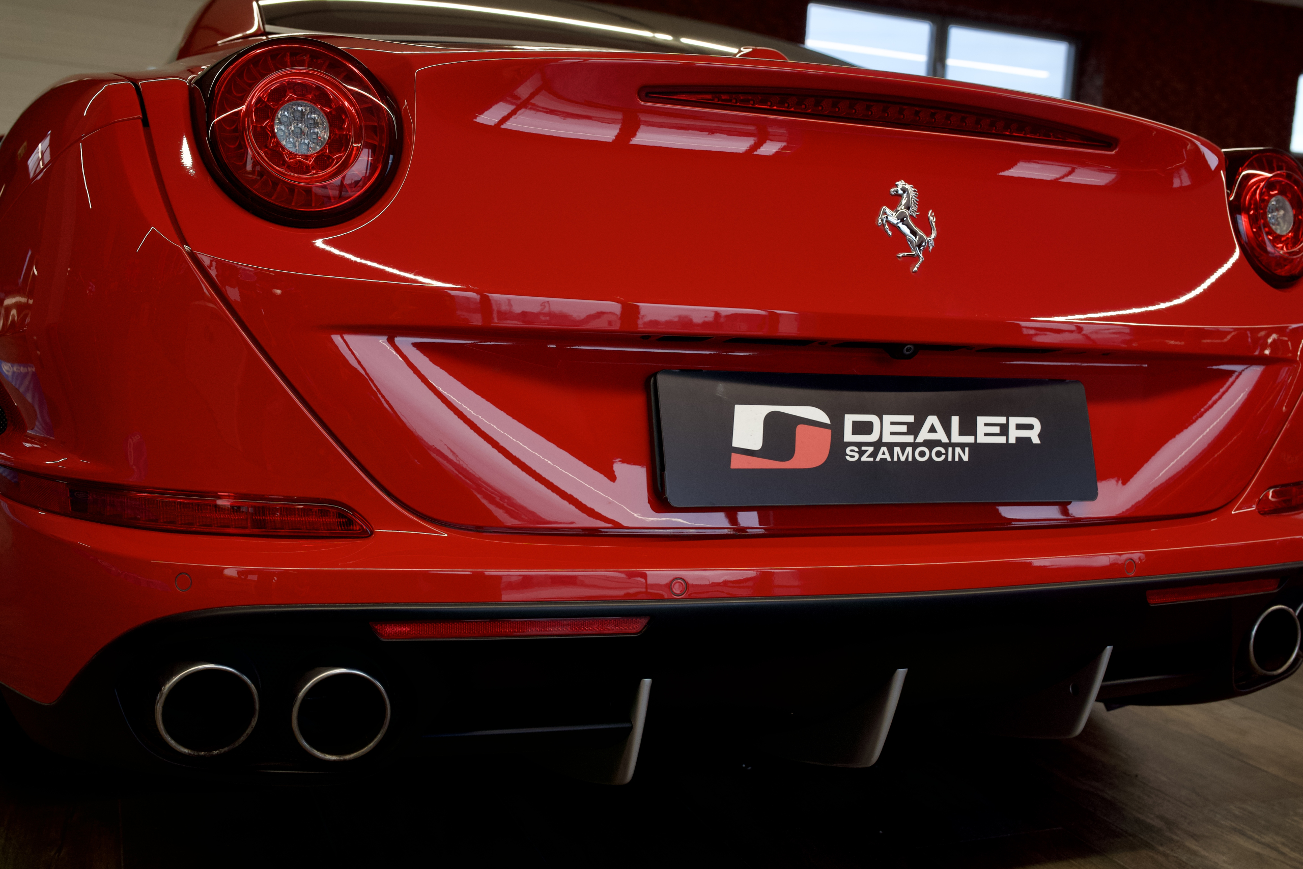 FERRARI CALIFORNIA T 2015 - obrazek 13