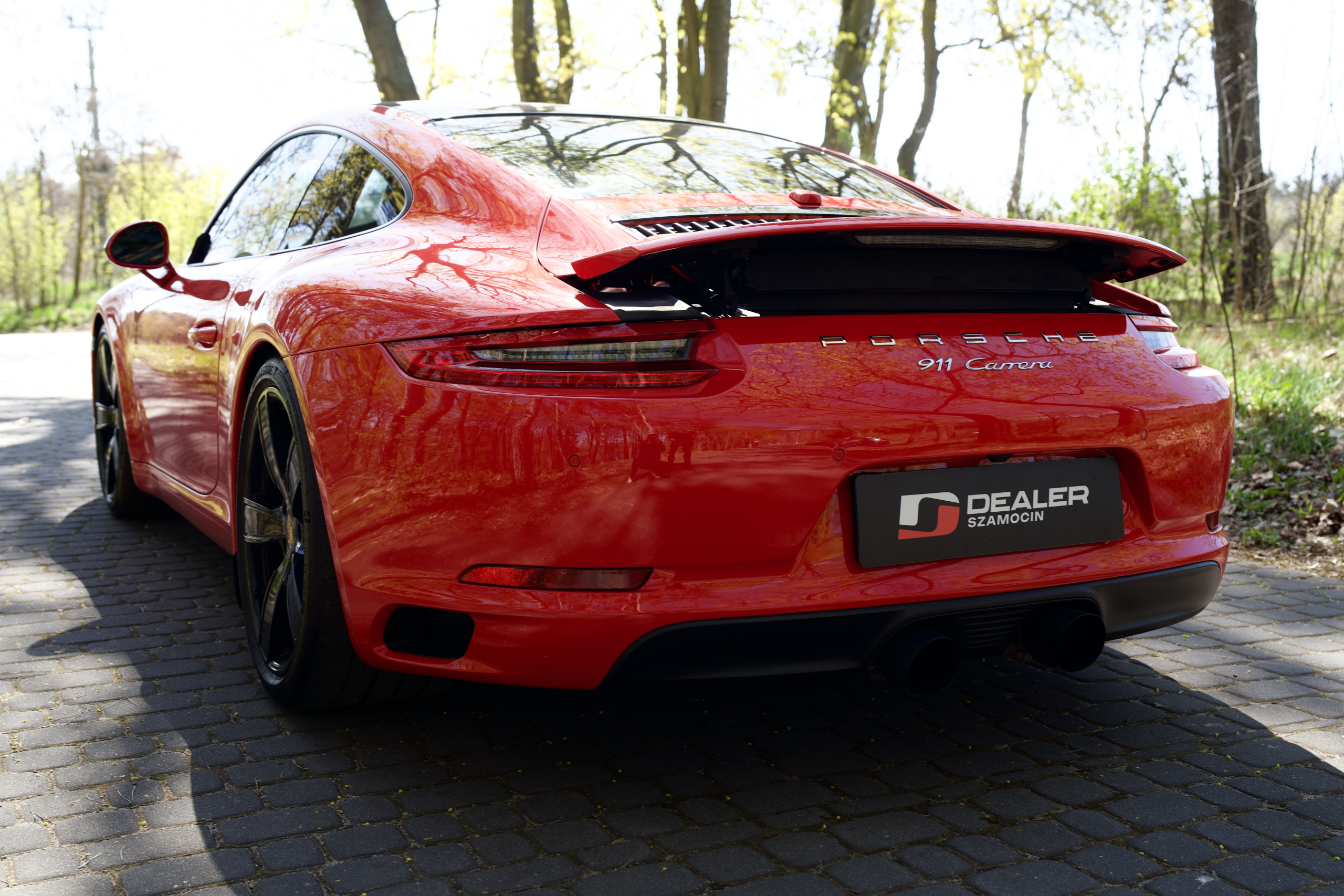 Porsche 911 Carrera 4S Coupe 2017R - obrazek 3