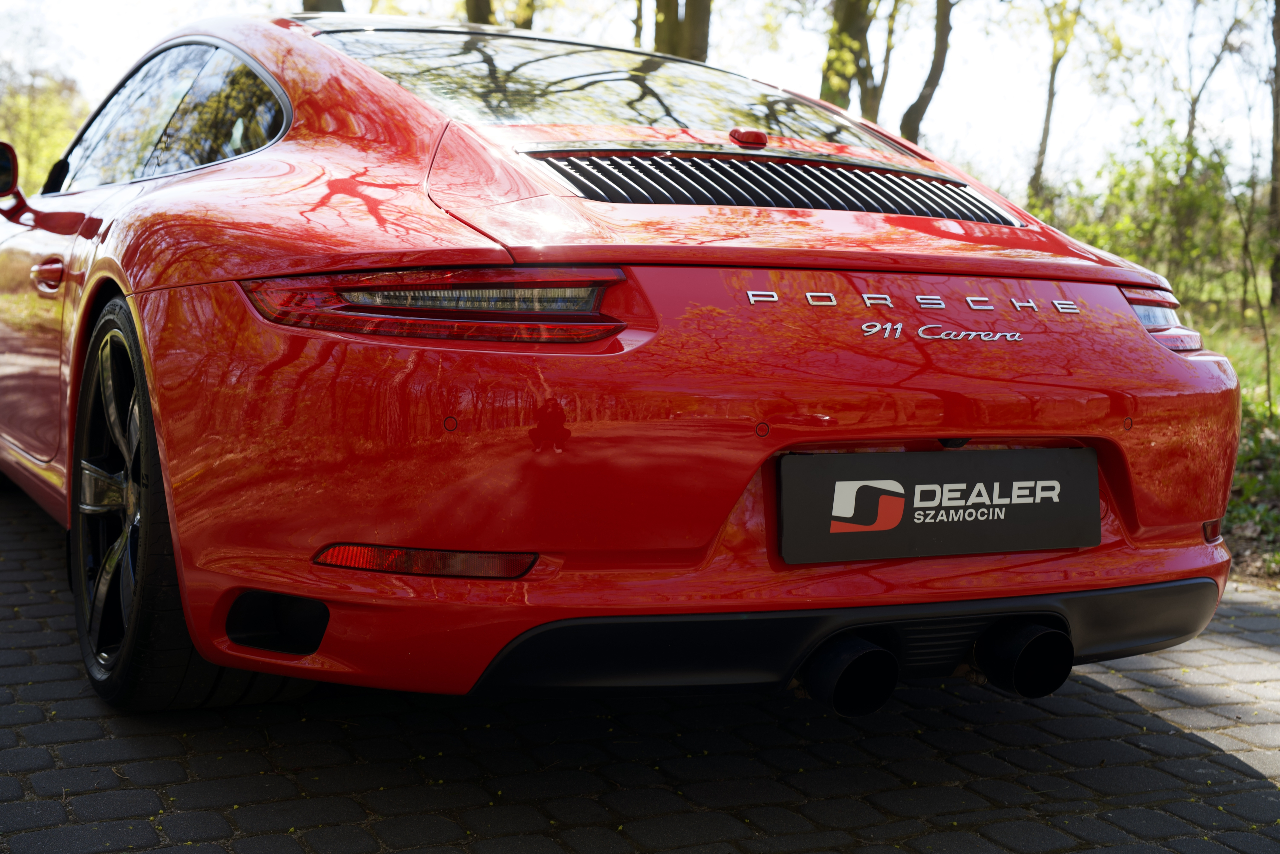 Porsche 911 Carrera 4S Coupe 2017R - obrazek 8