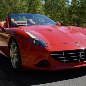 FERRARI CALIFORNIA T 2015 - obrazek 7
