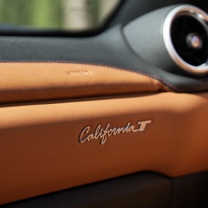 FERRARI CALIFORNIA T 2015 - obrazek 14