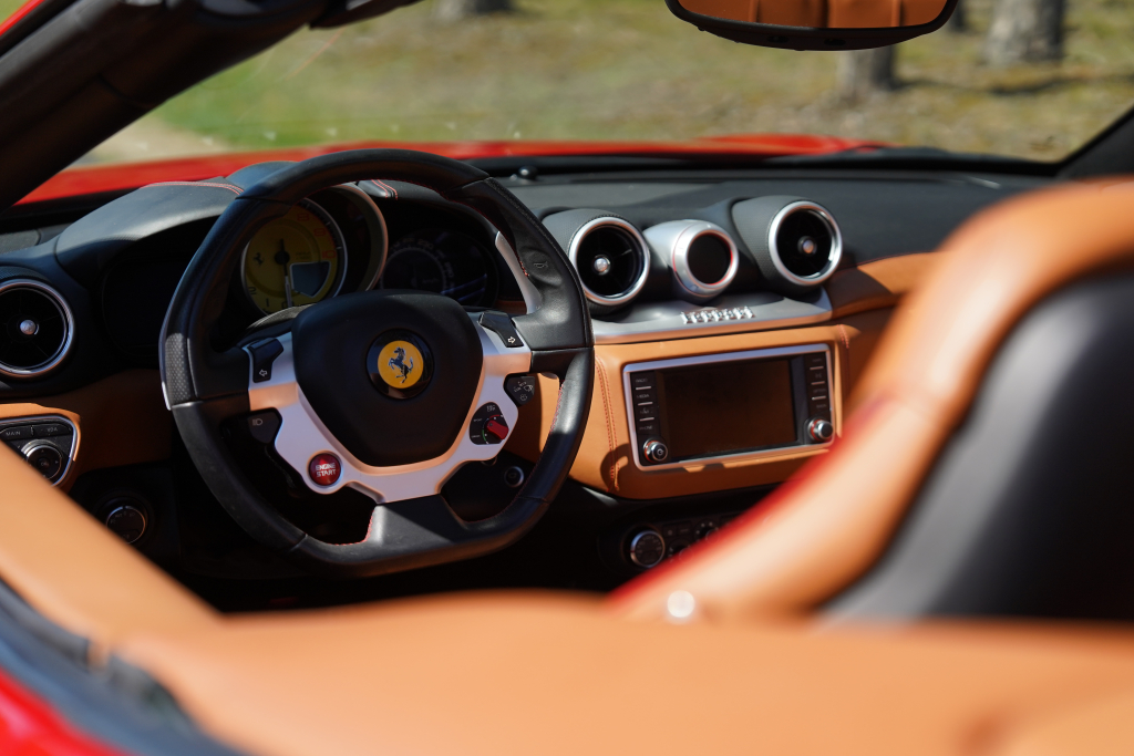 FERRARI CALIFORNIA T 2015