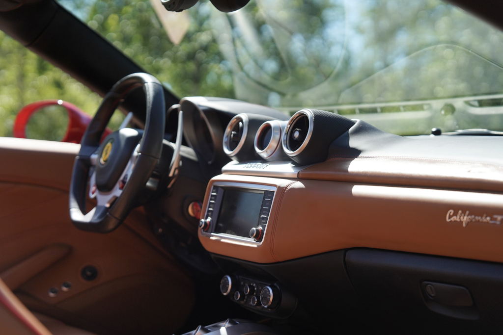 FERRARI CALIFORNIA T 2015