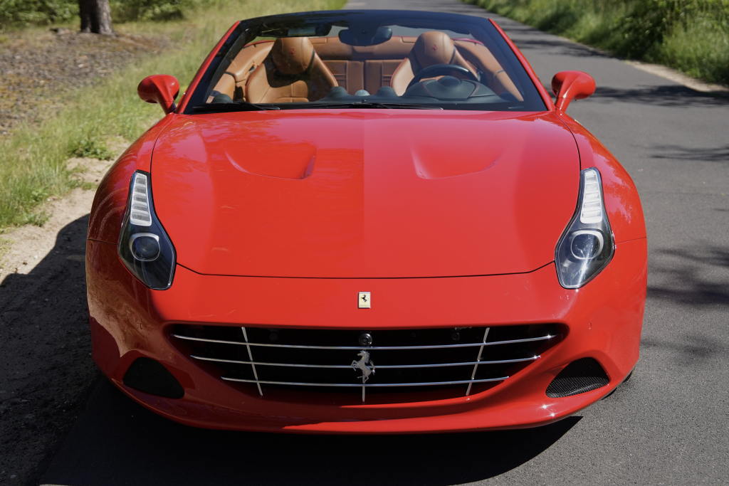 FERRARI CALIFORNIA T 2015