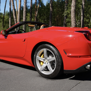 FERRARI CALIFORNIA T 2015 - obrazek 23