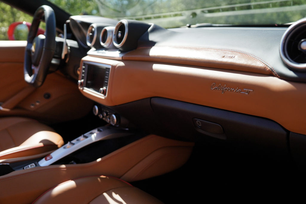 FERRARI CALIFORNIA T 2015