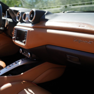 FERRARI CALIFORNIA T 2015 - obrazek 25