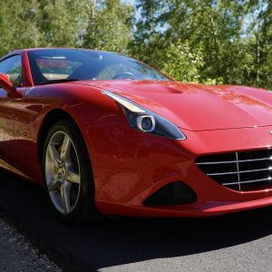 FERRARI CALIFORNIA T 2015 - obrazek 30