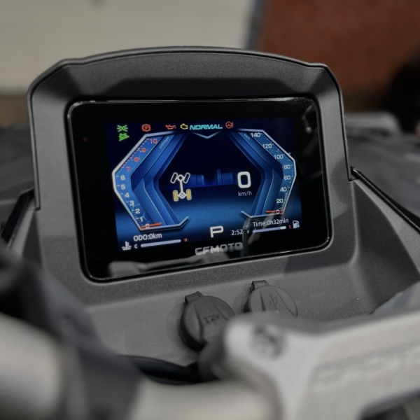 CFMOTO CFORCE 1000 TOURING