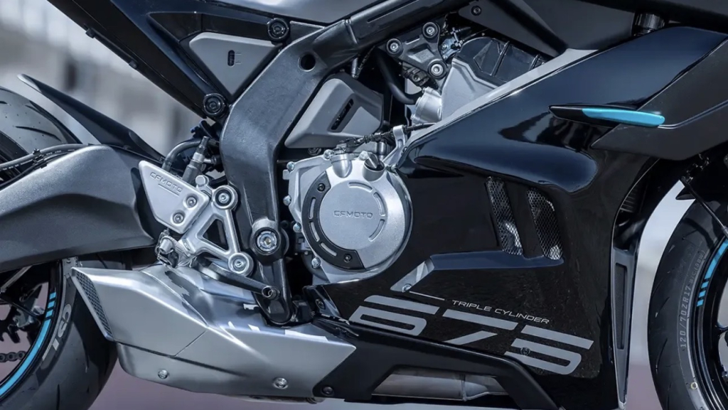 CFMOTO  675SR-R