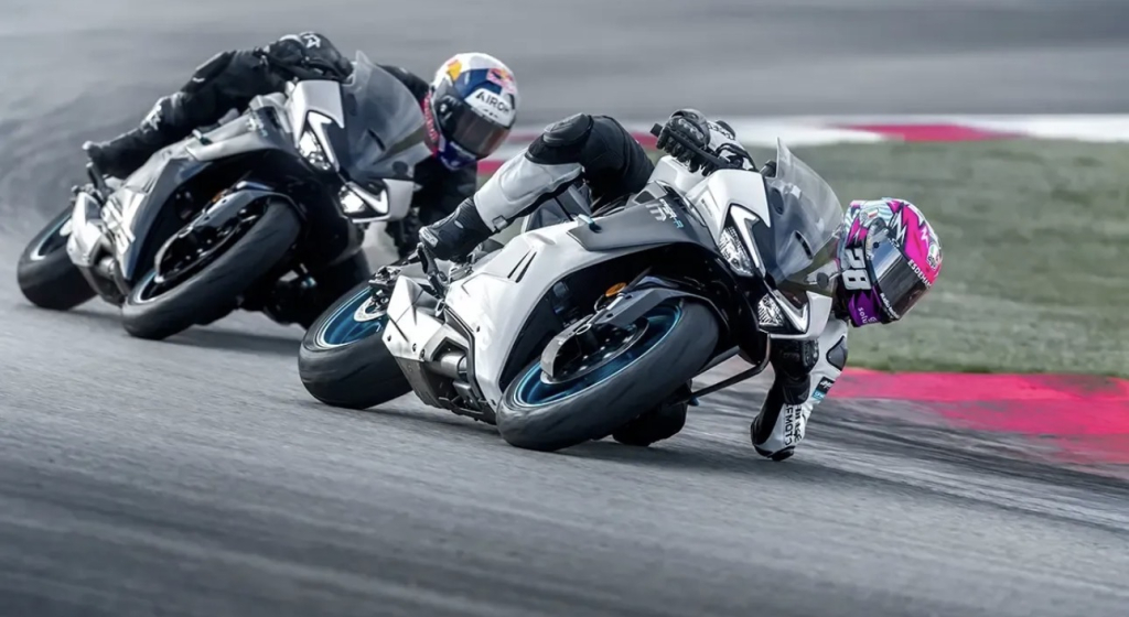 CFMOTO  675SR-R