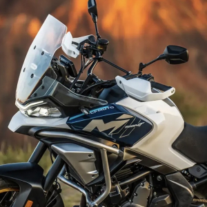 CFMOTO 700 MT - obrazek 7