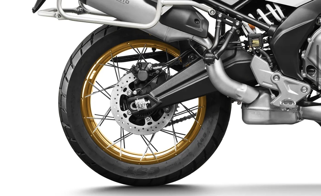 CFMOTO 700 MT - obrazek 5