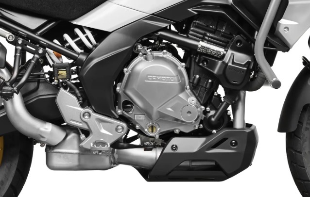 CFMOTO 700 MT - obrazek 8