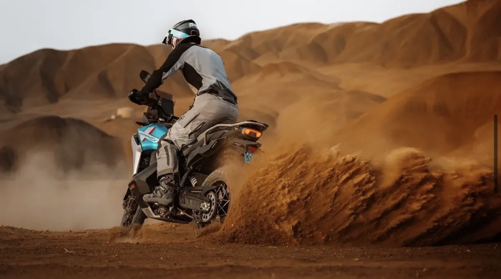 CFMOTO 800 MT-X