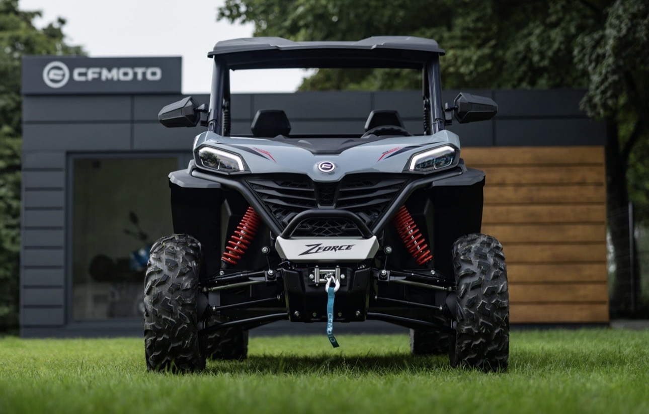ZFORCE 950 SPORT - obrazek 1