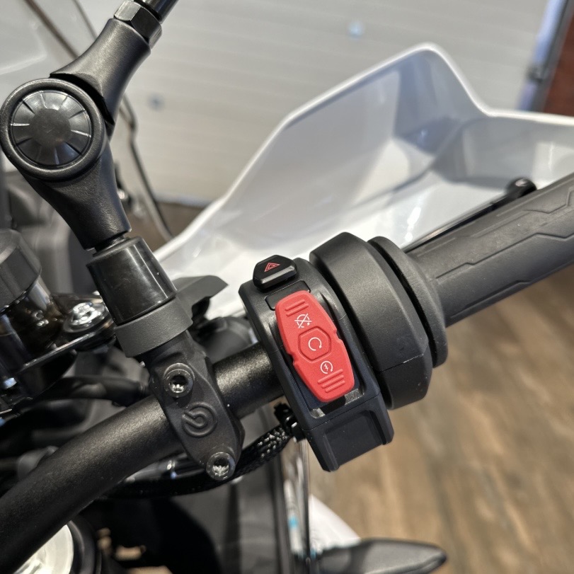 CFMOTO 1000 MT-X - obrazek 11