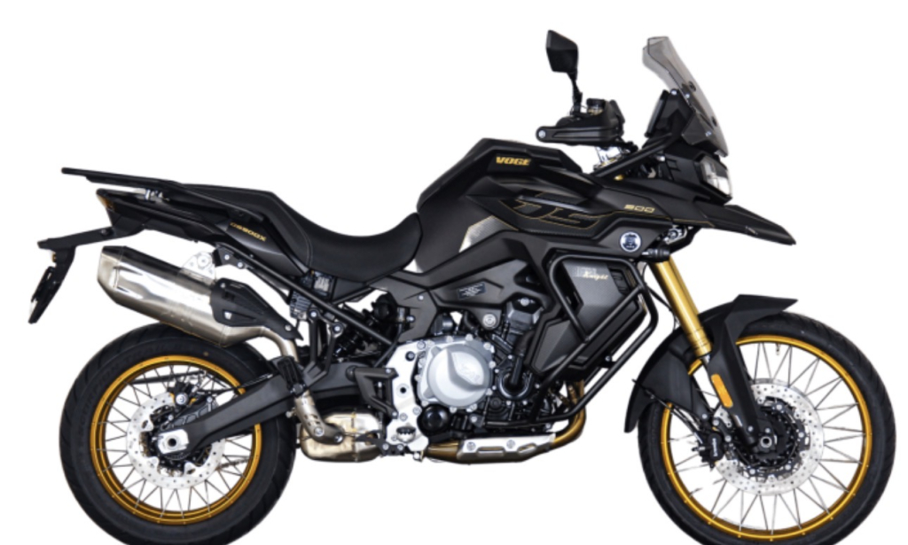 VOGE 900 DSX
