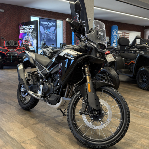 CFMOTO MT 450 BLACK EDITION - obrazek 7