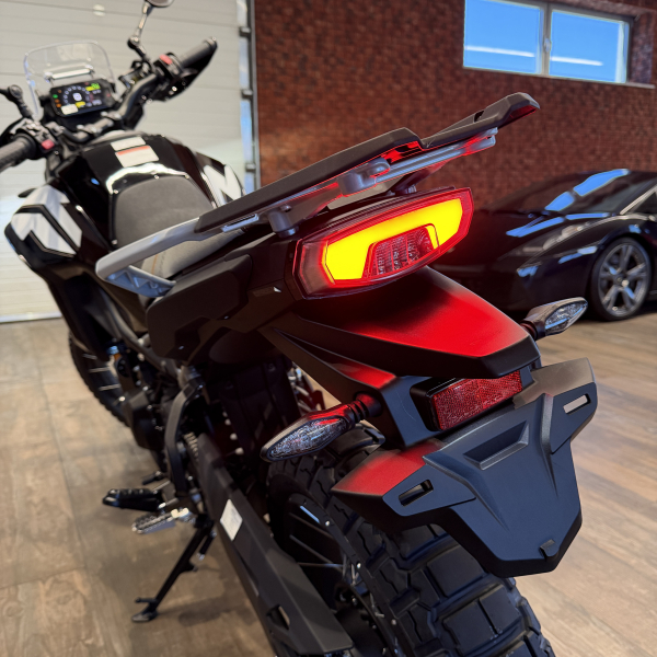 CFMOTO MT 450 BLACK EDITION