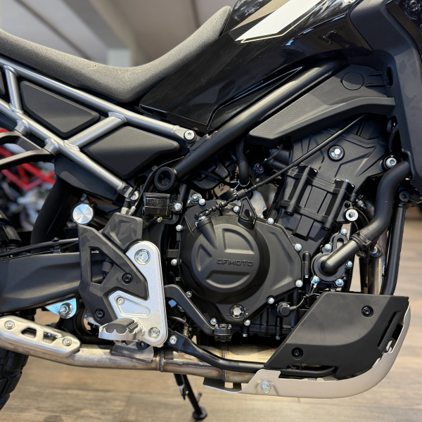 CFMOTO MT 450 BLACK EDITION